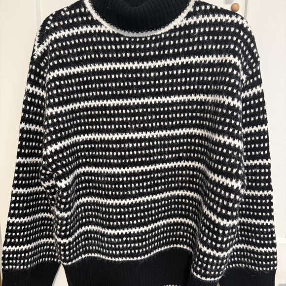 Toteme Black and White Patterned Turtleneck Sweater - Picture 2 of 4